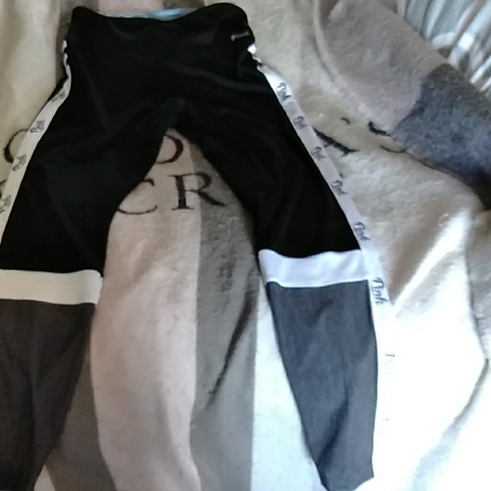 Victoria Secret Pink ULTIMATE leggings